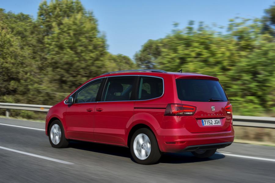  Seat Alhambra 2015 года  (фото 26 из 35)